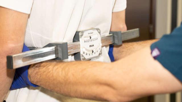 Análisis de estabilidad postural Análisis de estabilidad y distribución de cargas en estudio biomecánico